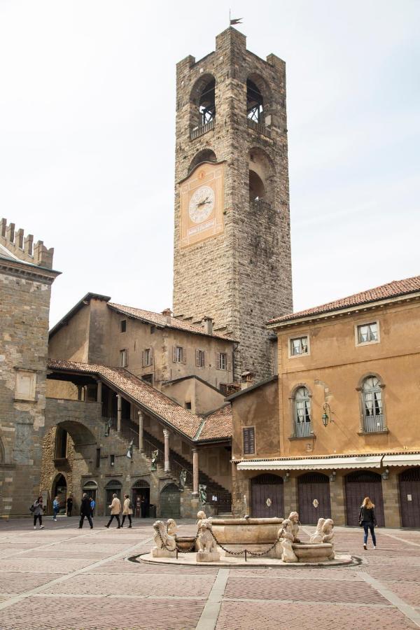 Casa Vacanze Gombito 4 Bergamo Alta Apartment Exterior foto